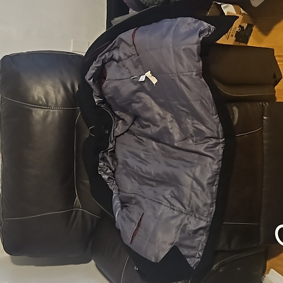 Alfred sung  large black - Picture 3 of 4